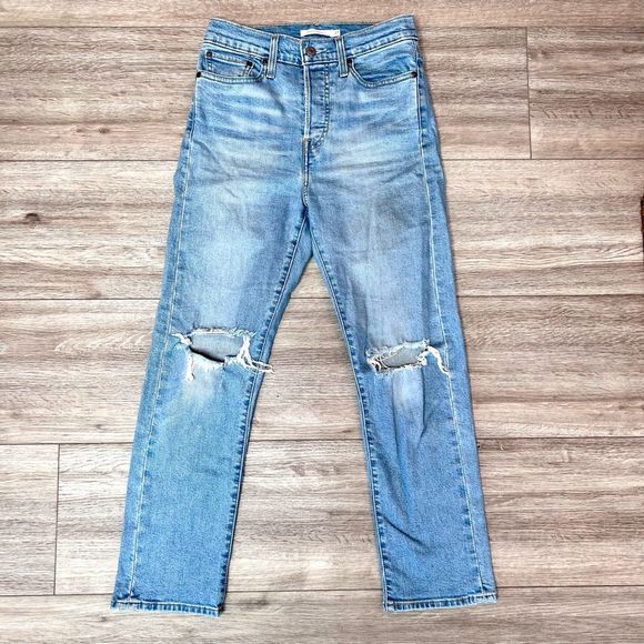 Levi's Denim - Levi's Women's Blue Five-Pocket Light Wash Denim Wedgie Straight Jeans Size 27